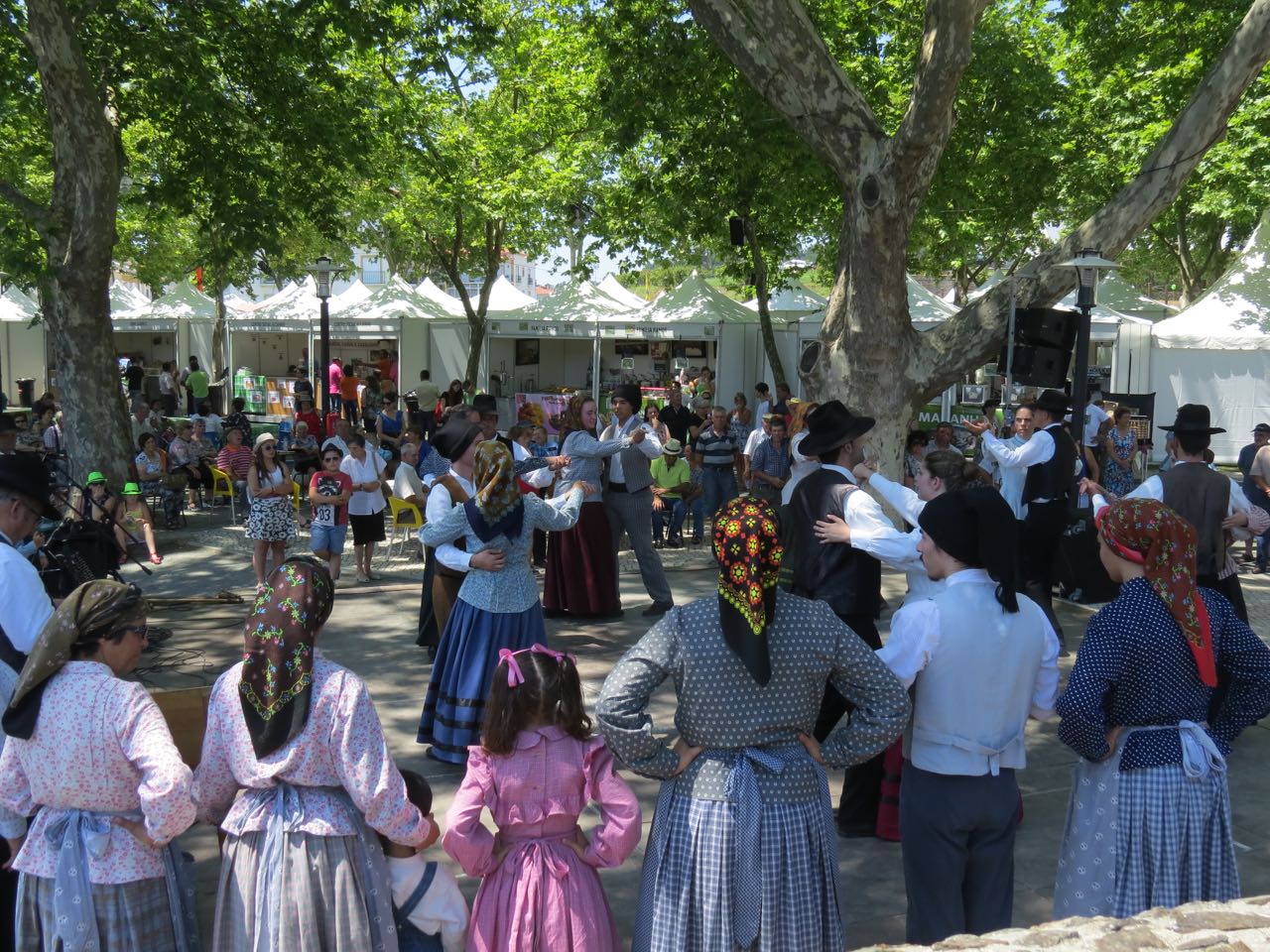 Portugal – traditional dancing